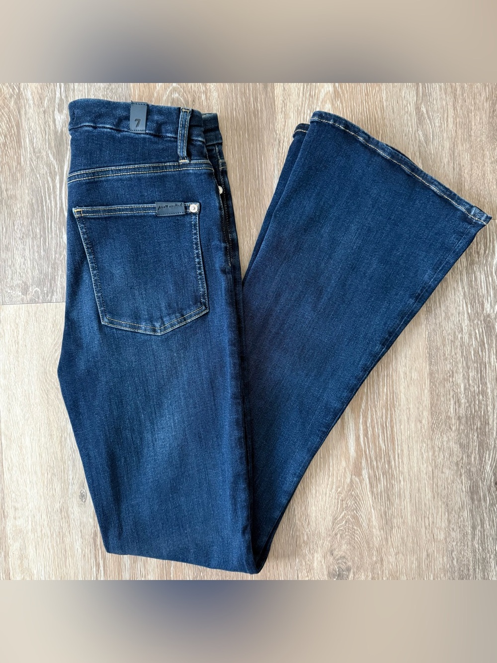 7 For All Mankind Ultra High Rise Skinny Tailorless Bootcut Jeans